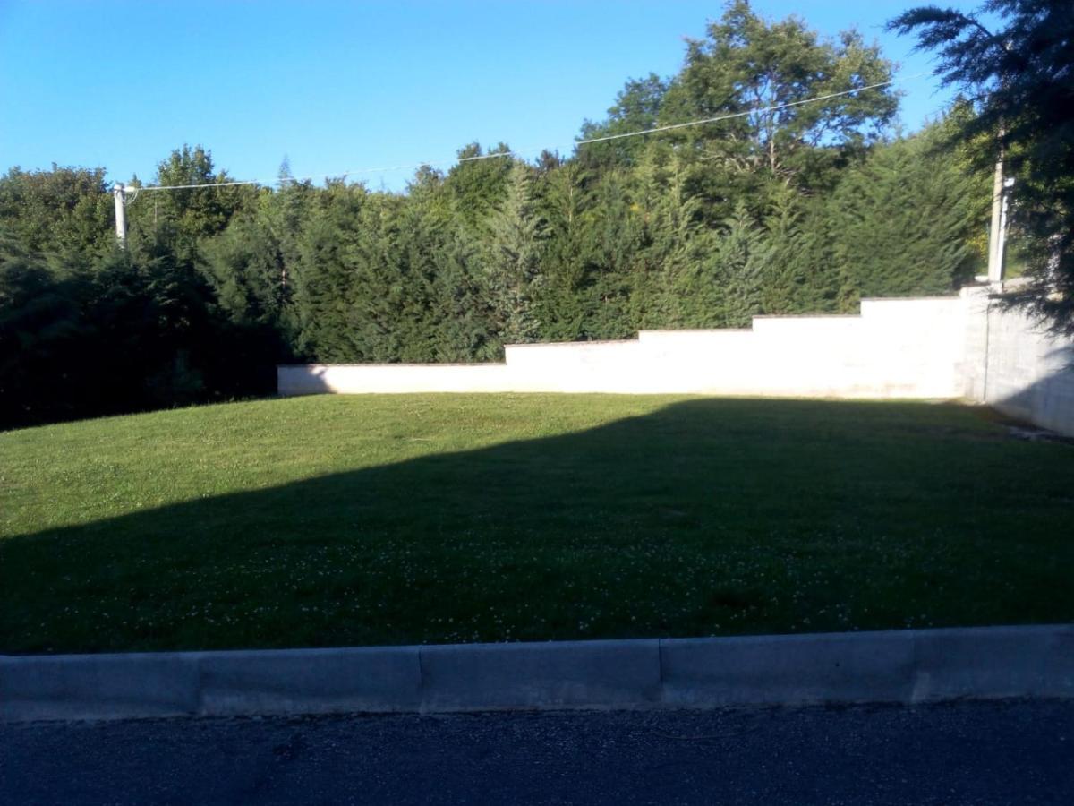 Villa La Casa Di Mezzo-Affitti Brevi-Zona Ospedali Busso Exterior foto